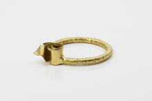Load image into Gallery viewer, R206-B golden whirl ring

