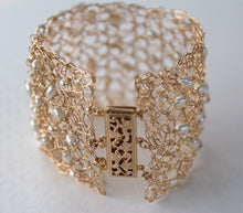 Load image into Gallery viewer, Pearl Crochet Bracelet
